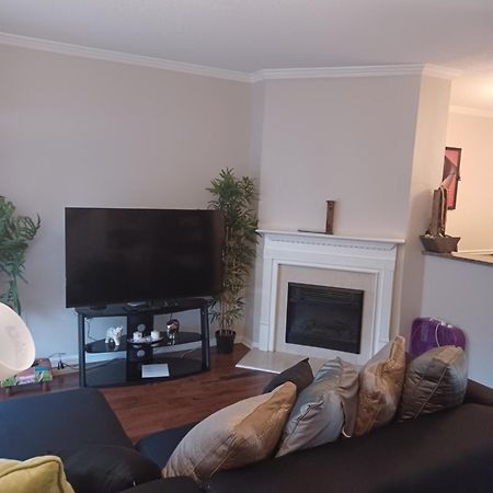Urban Adventure Townhome - Near Downtown Атланта Экстерьер фото